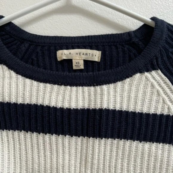 L.A. Hearts Colorblock Sweater XS - Picture 2 of 5
